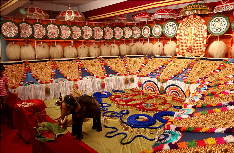 Decor and Craftsmanship